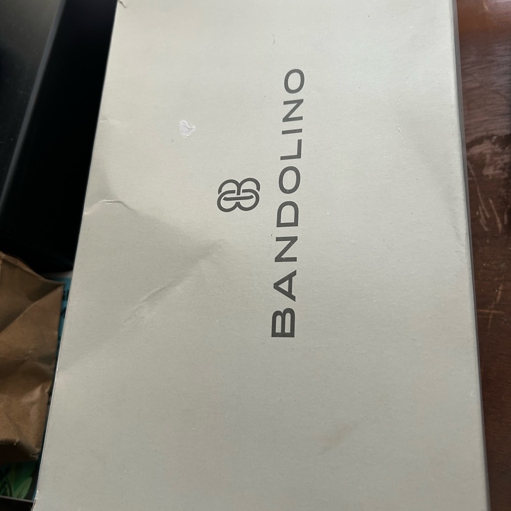 Bandolino Shoe Box